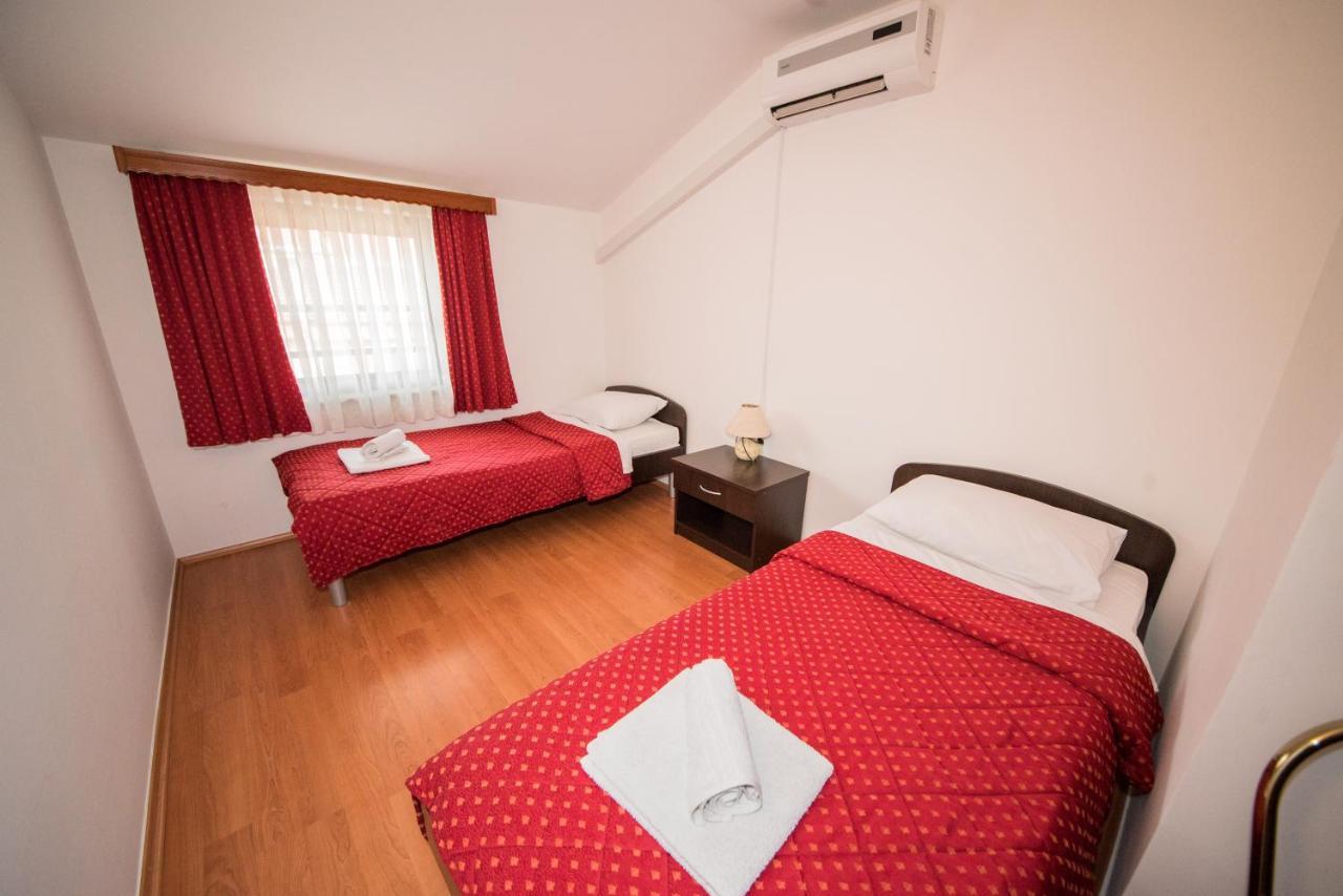 Lafodija Hotel Medugorje Bagian luar foto