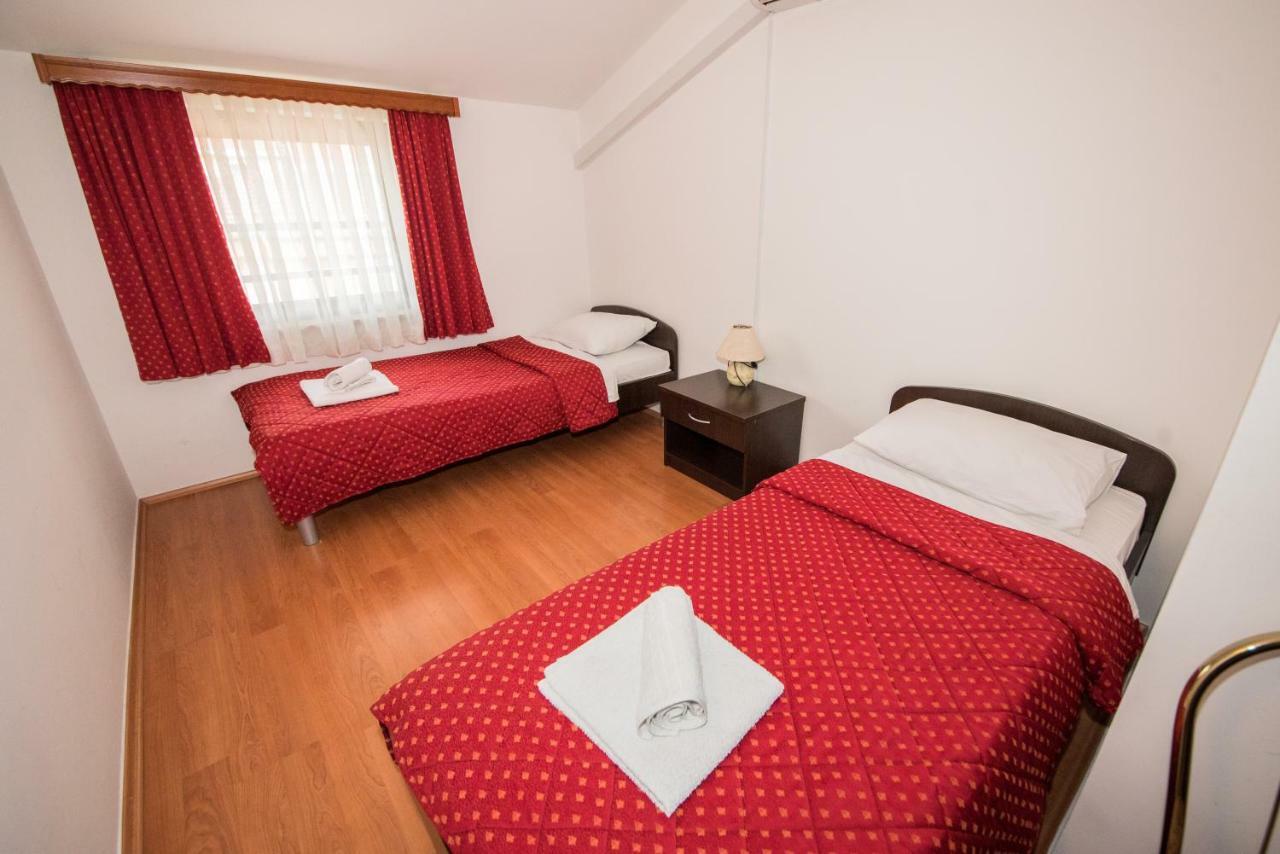 Lafodija Hotel Medugorje Bagian luar foto