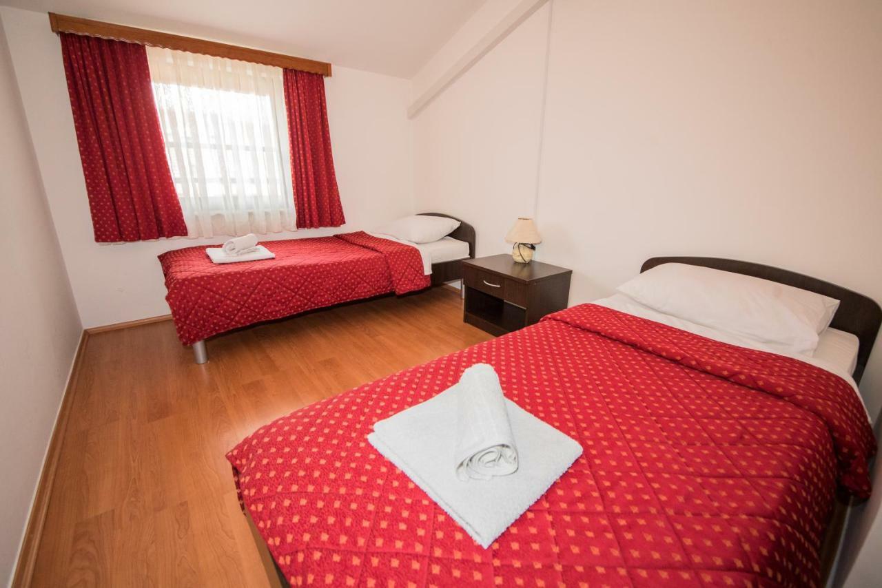 Lafodija Hotel Medugorje Bagian luar foto